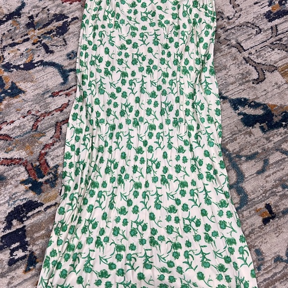 Zara White Maxi Dress with Green Floral Print - Picture 2 of 3